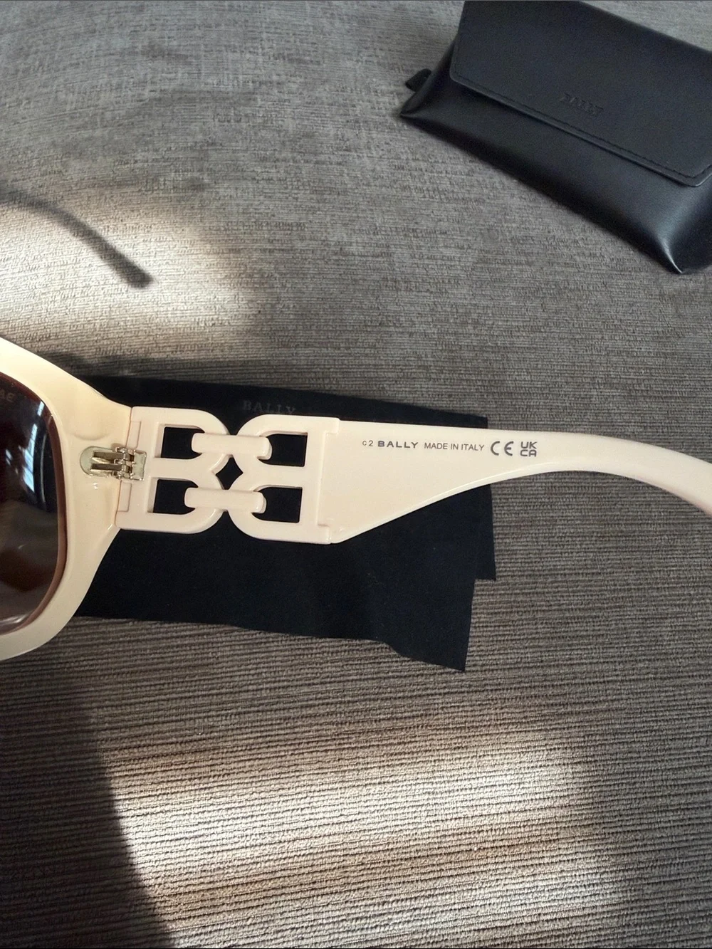 Bally Beige sunglasses